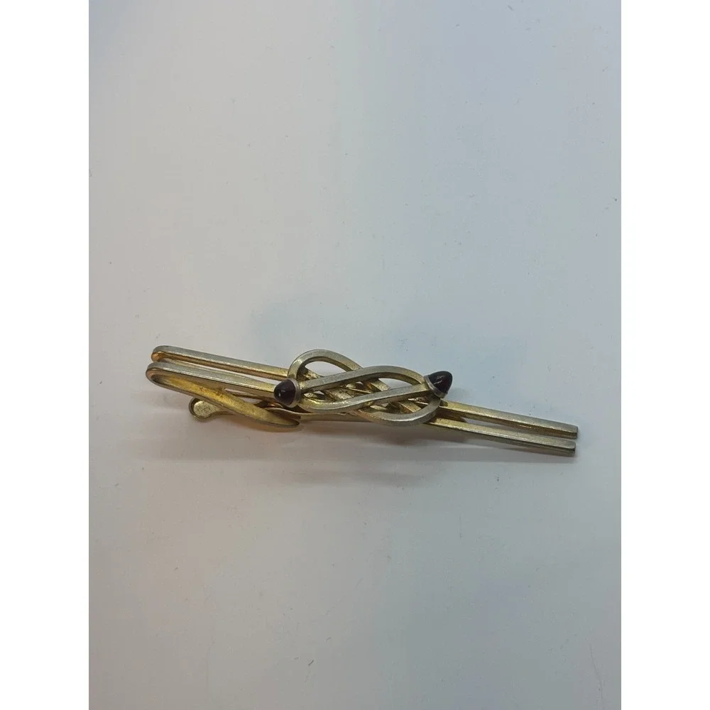 Vintage Tie Bar‎ Gold Tone Intricate Knot Detail Red Stones Hickok